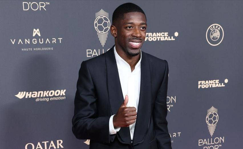 励志故事：登贝莱28岁亲吻金球奖杯泪洒颁